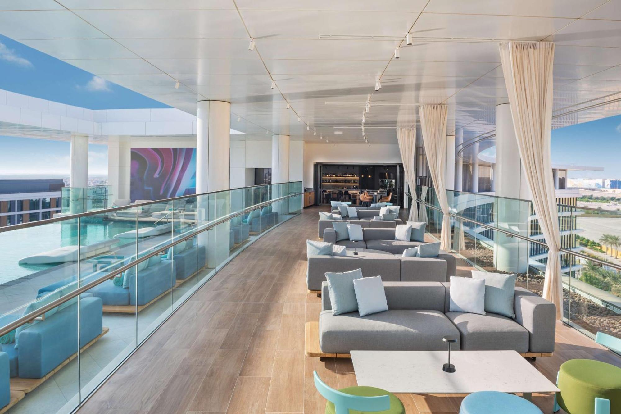 The Wb Abu Dhabi, Curio Collection By Hilton Hotel Exterior photo The Sky Bar