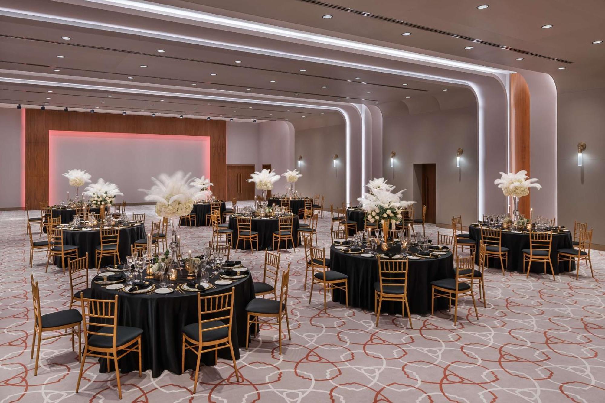 The Wb Abu Dhabi, Curio Collection By Hilton Hotel Exterior photo The Grand Ballroom