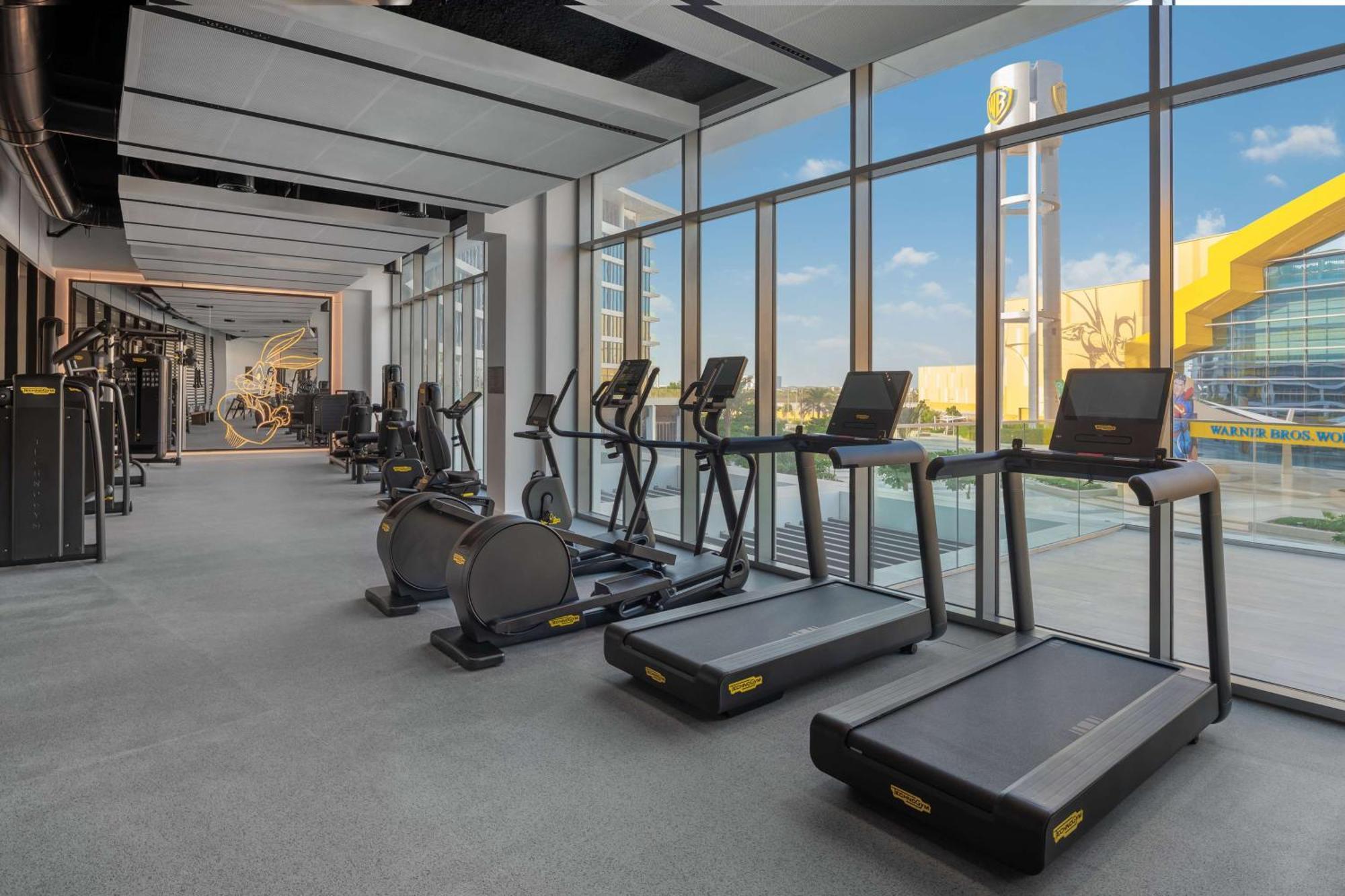 The Wb Abu Dhabi, Curio Collection By Hilton Hotel Exterior photo The gym at the hotel
